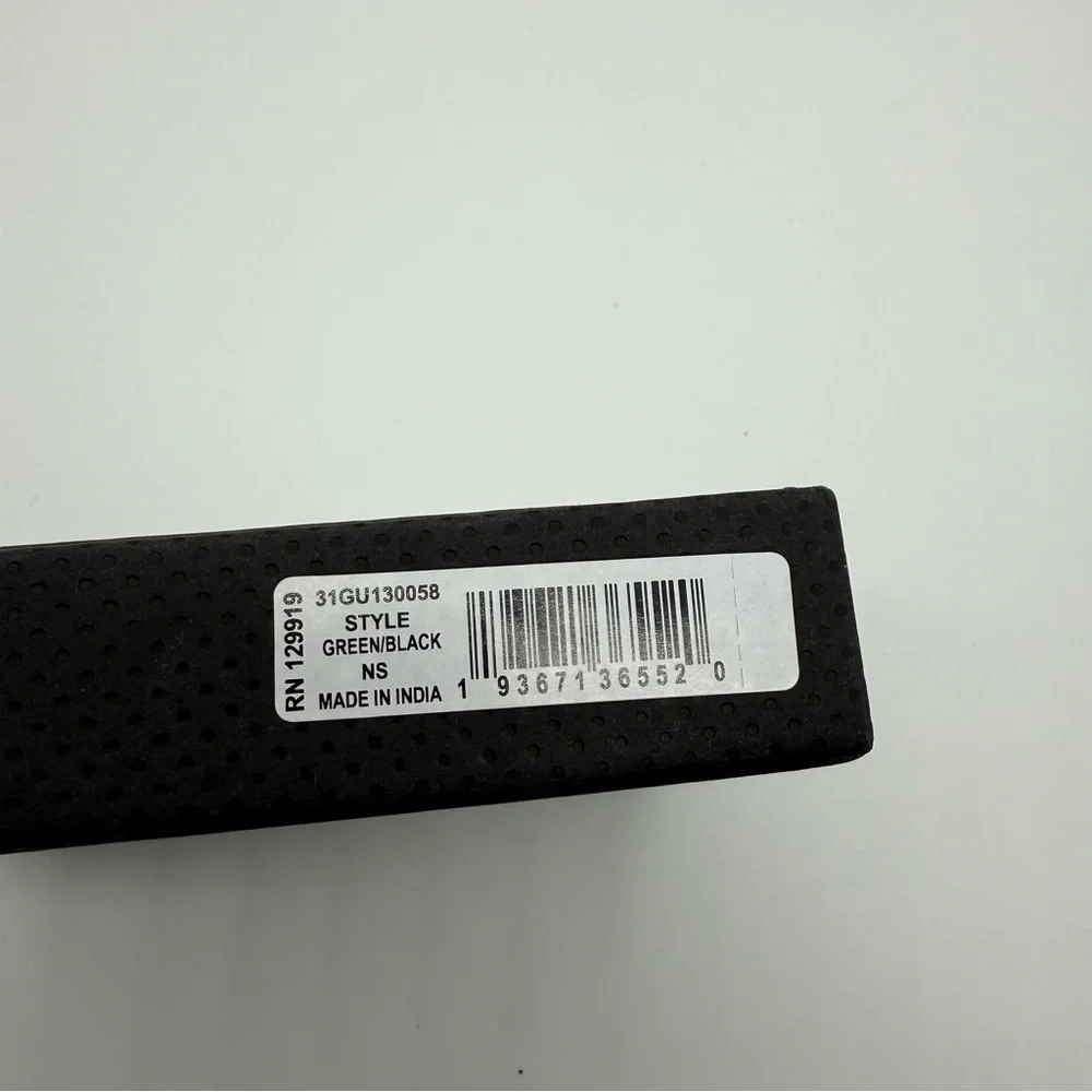 Men’s GUESS Reece RFID Leather Wallet– Green/Black | Style 31GU130058 | MSRP $48
